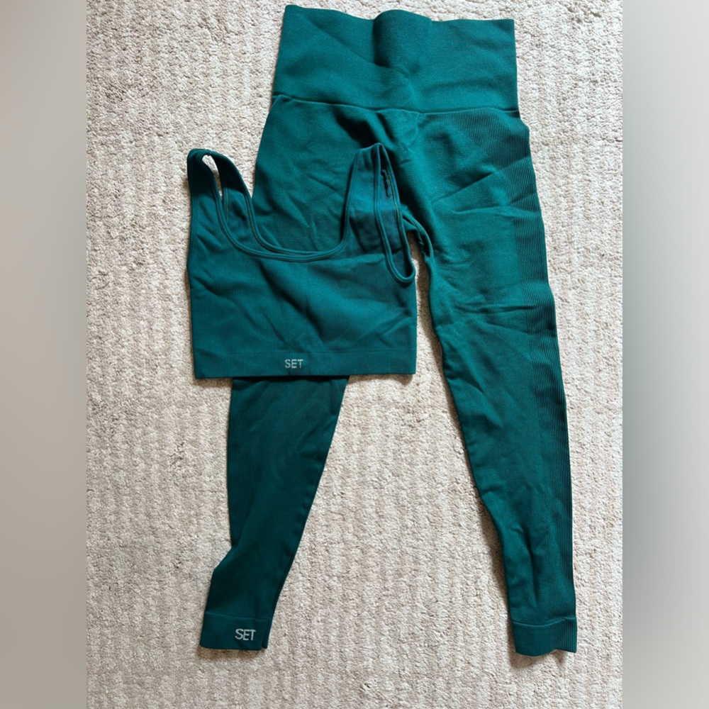 Set Active Sculptflex Green Set; both size small